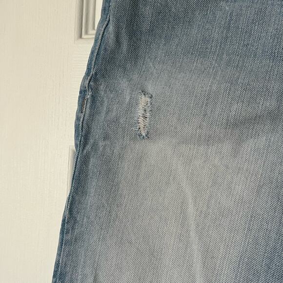 Express Jeans Rocco Slim Fit Cutoffs - Size 31 - Picture 4 of 8